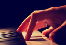 开云体育在线-铁网之下！索汉世纪封盖定乾坤马刺窒息三分钟演绎防守美学