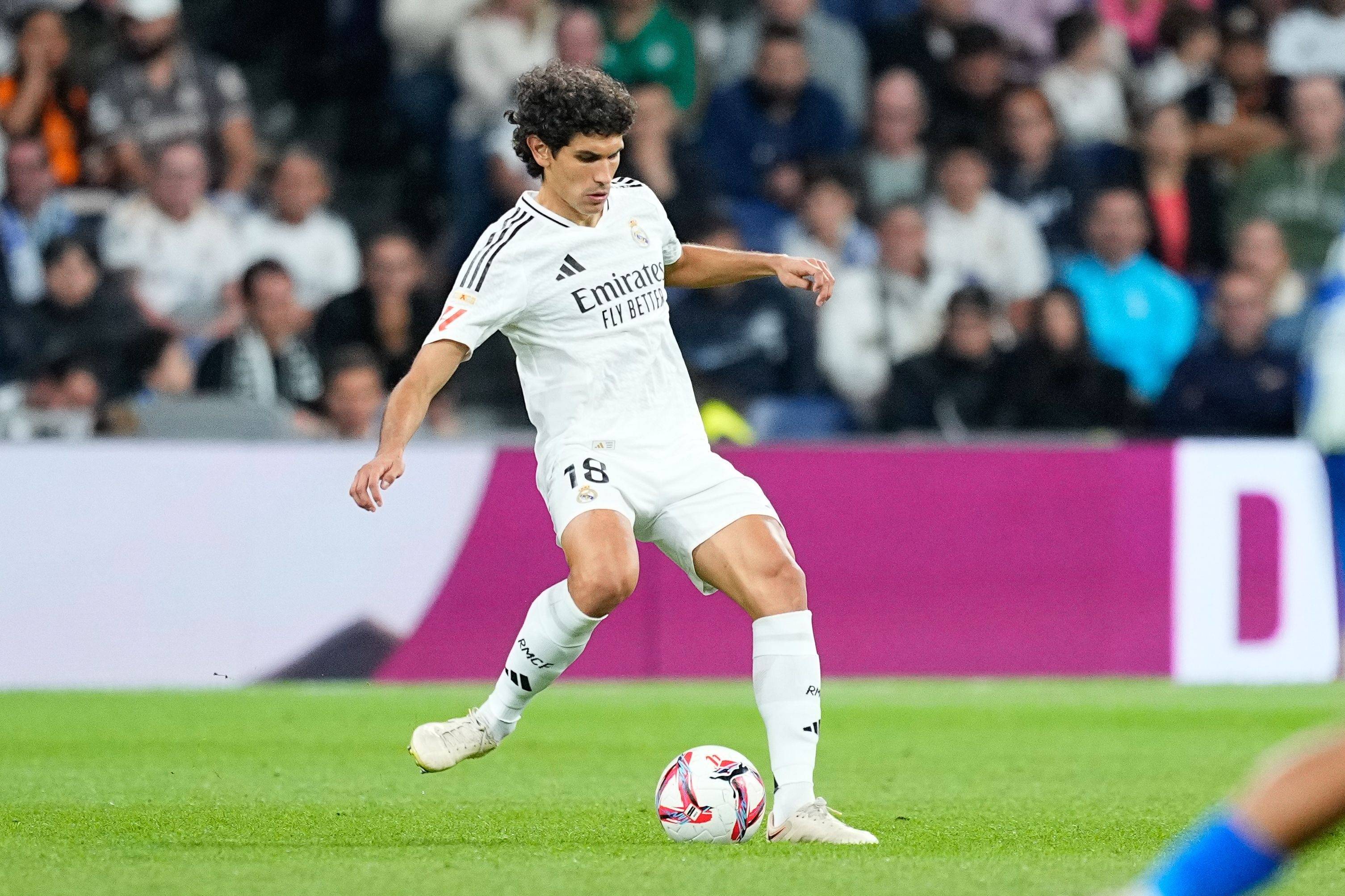 包含皇马遭遇三连败,积分榜排名继续下滑的词条 包含皇马遭遇三连败,积分榜排名继续下滑的词条