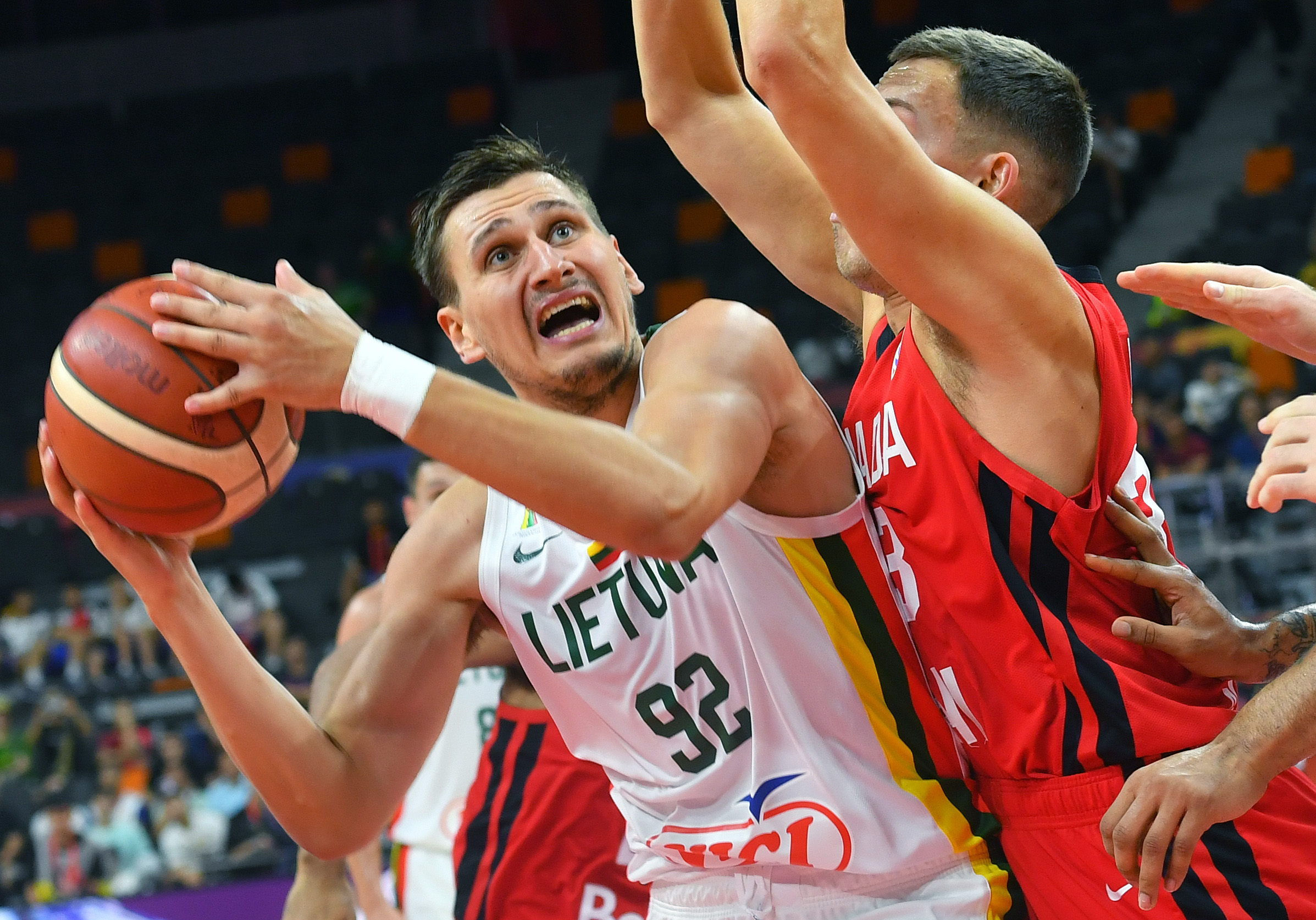 开云体育官网-澳大利亚击败力克立陶宛晋级半决赛