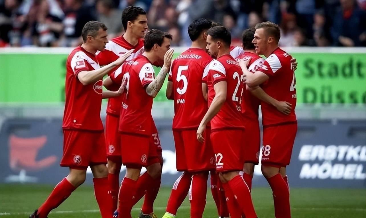 开云体育平台APP-伯恩利连续三轮不胜，寻求止颓，球队面临新挑战的简单介绍