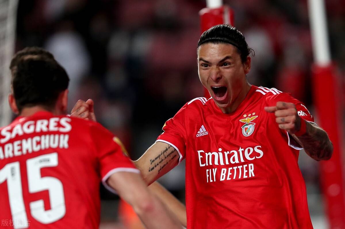 开云体育官网-阿贾克斯主场大胜本菲卡，小组赛榜首稳固的简单介绍