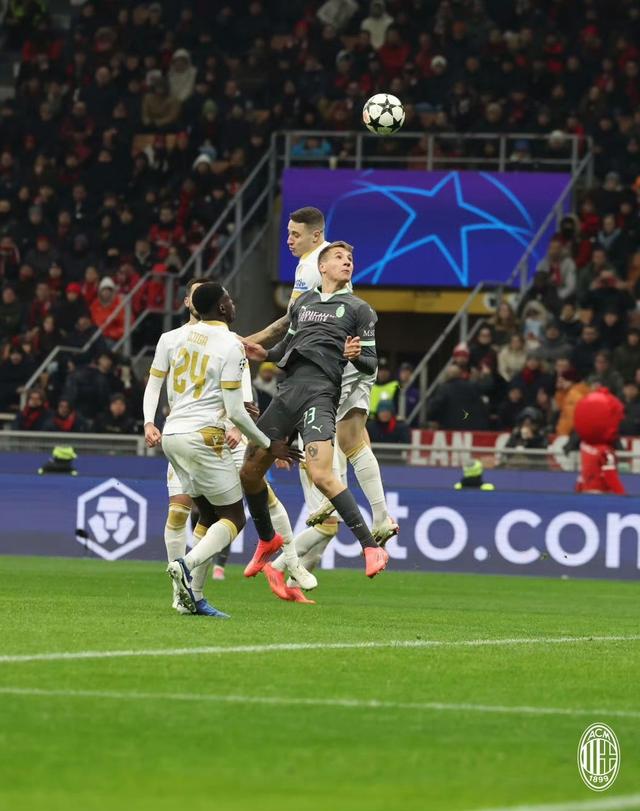 开云体育下载-AC米兰锋线失利遭遇挑战，客场险胜保住前六的简单介绍