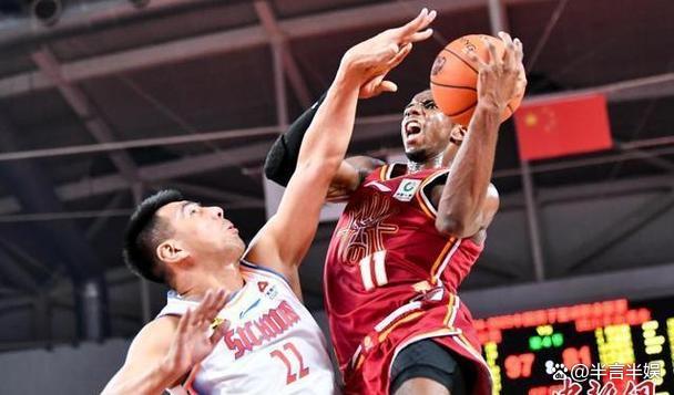 开云体育入口-外援球员力挽狂澜，帮助球队夺冠