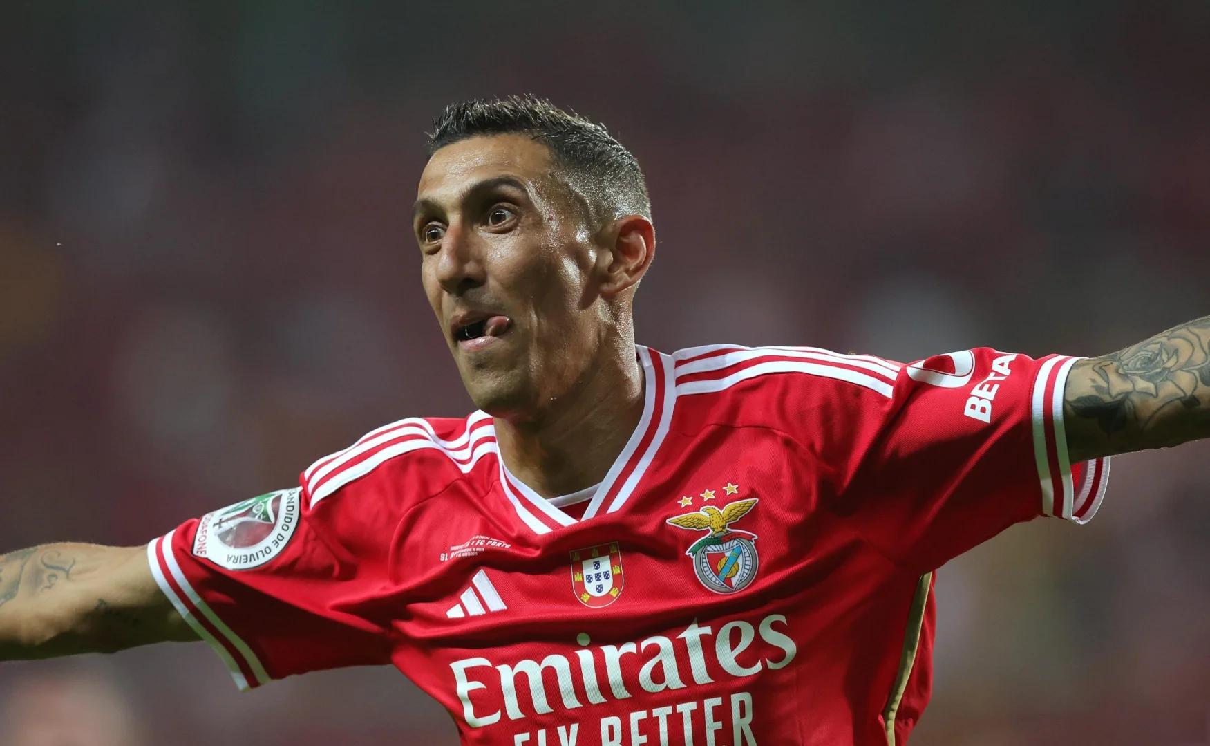 包含摩纳哥战平对手，积分保持领先优势的词条