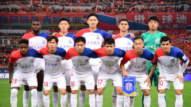 开云APP-上海申花球员展现超群实力，获得赞誉