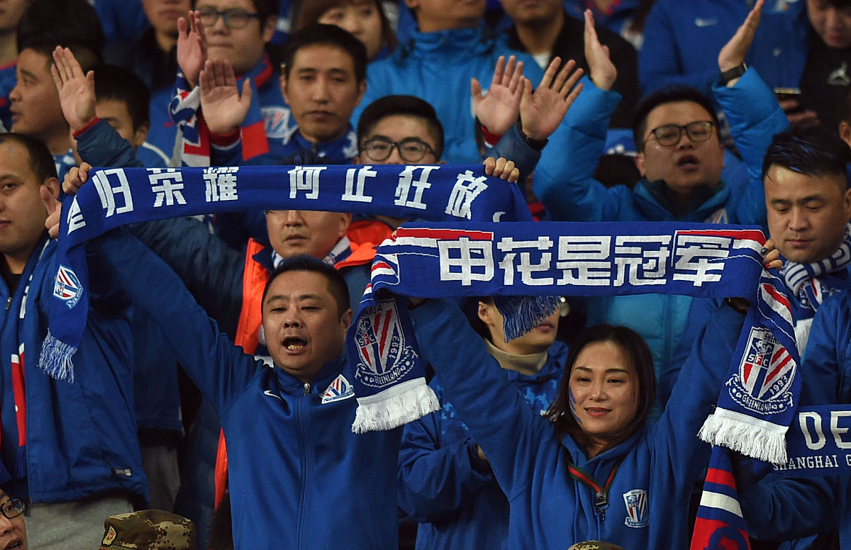 上海申花球员展现超群实力,获得赞誉 上海申花球员展现超群实力,获得赞誉