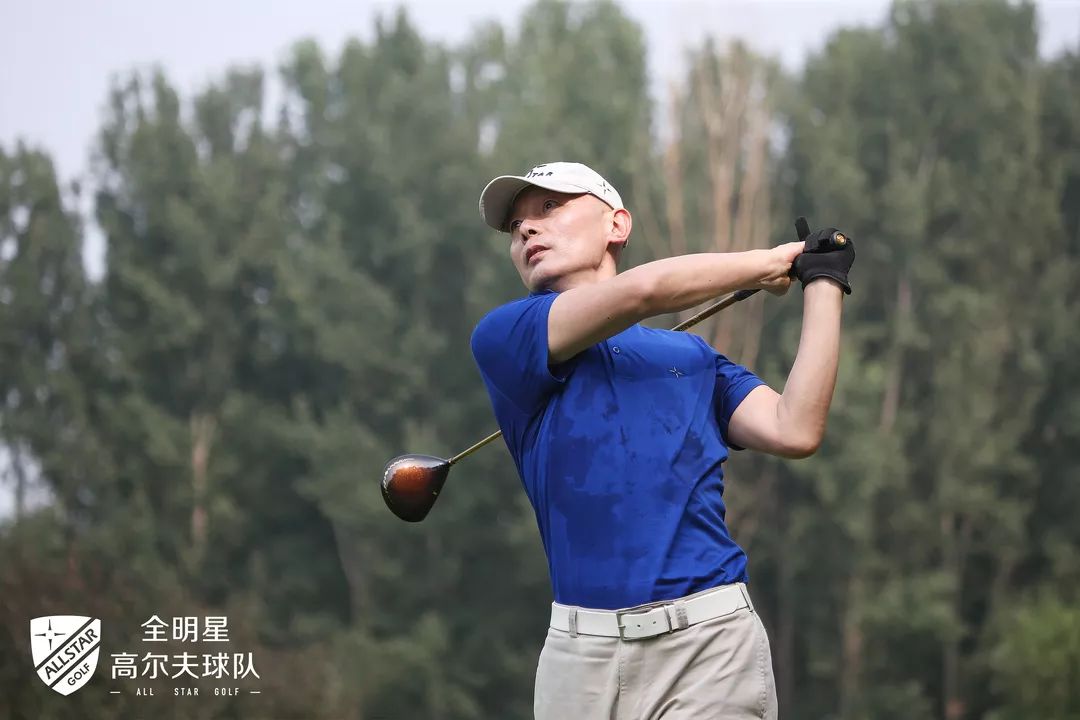 开云下载-包含红蓝大战再度上演，谁能笑到最后？的词条