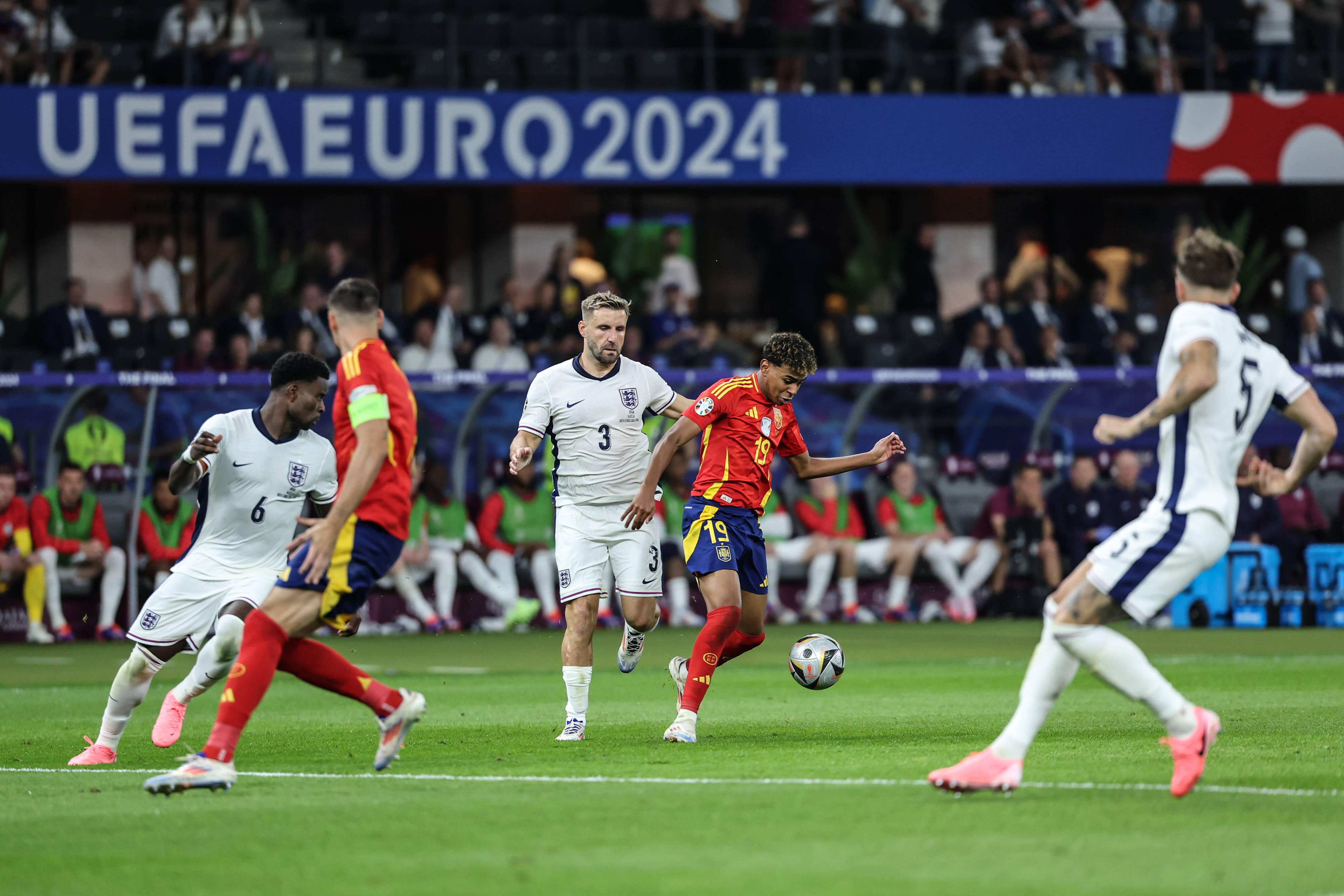 开云体育中国-欧洲足球赛事精彩绝伦，各队实力较量令人期待