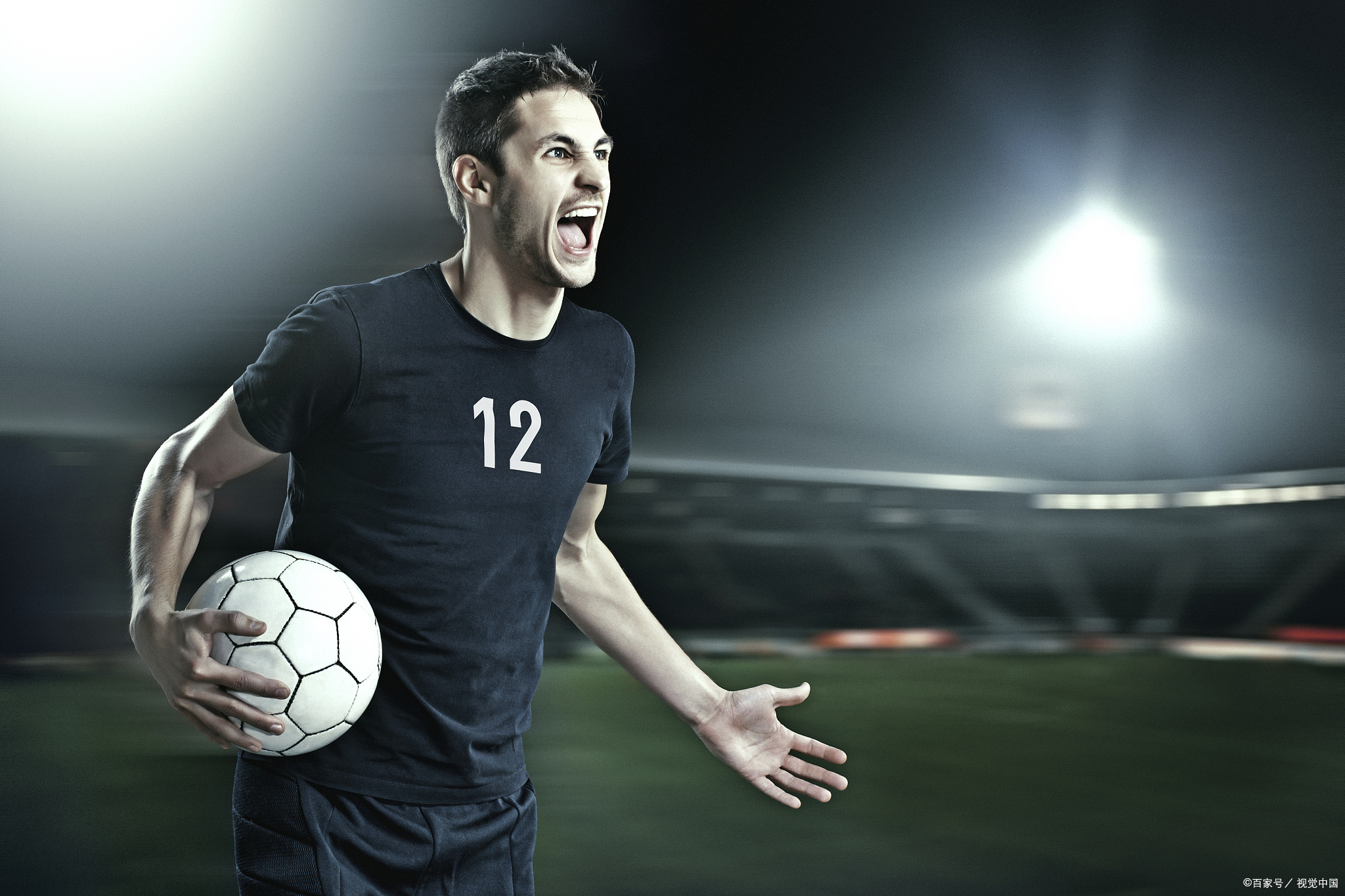 开云体育APP下载-包含足球热潮席卷全国，球场上的精彩表现令人瞩目的词条