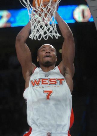 关于NBA球员捐赠百万善款,支持篮球公益事业的信息 关于NBA球员捐赠百万善款,支持篮球公益事业的信息