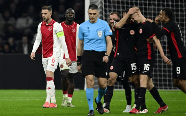 开云体育下载-马德里竞技横扫阿贾克斯，晋级欧冠八强