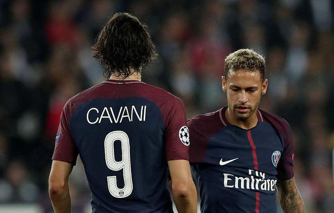 开云下载-关于球星璀璨晚宴，狂欢节日坐看狂欢的信息