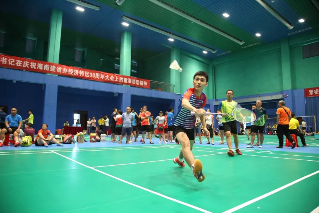 包含儋州俱乐部在国际赛场上实力抢眼,赢得掌声的词条 包含儋州俱乐部在国际赛场上实力抢眼,赢得掌声的词条