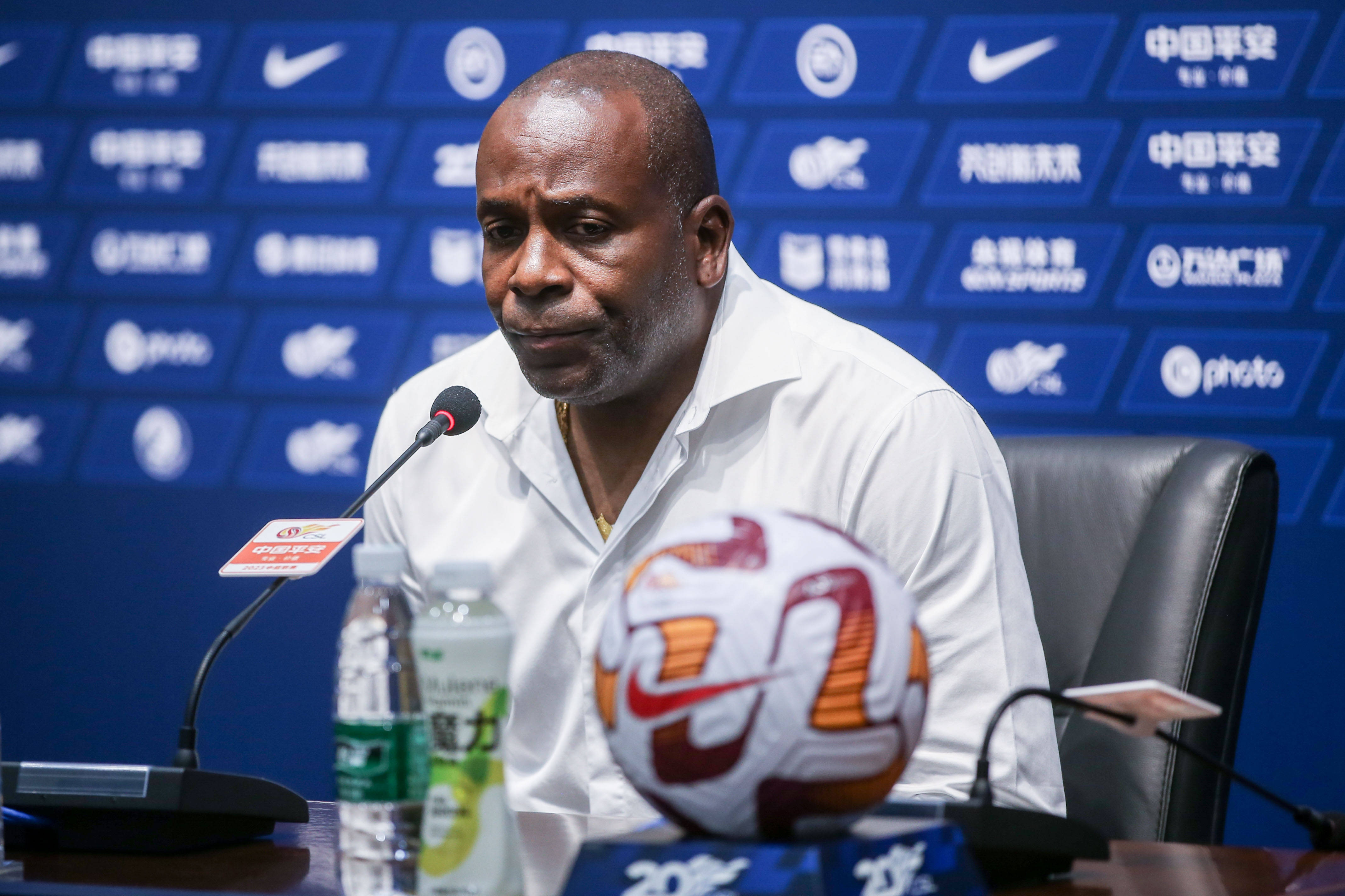 球员球艺纯熟娴熟,攻守之间呼应完美的简单介绍 球员球艺纯熟娴熟,攻守之间呼应完美的简单介绍