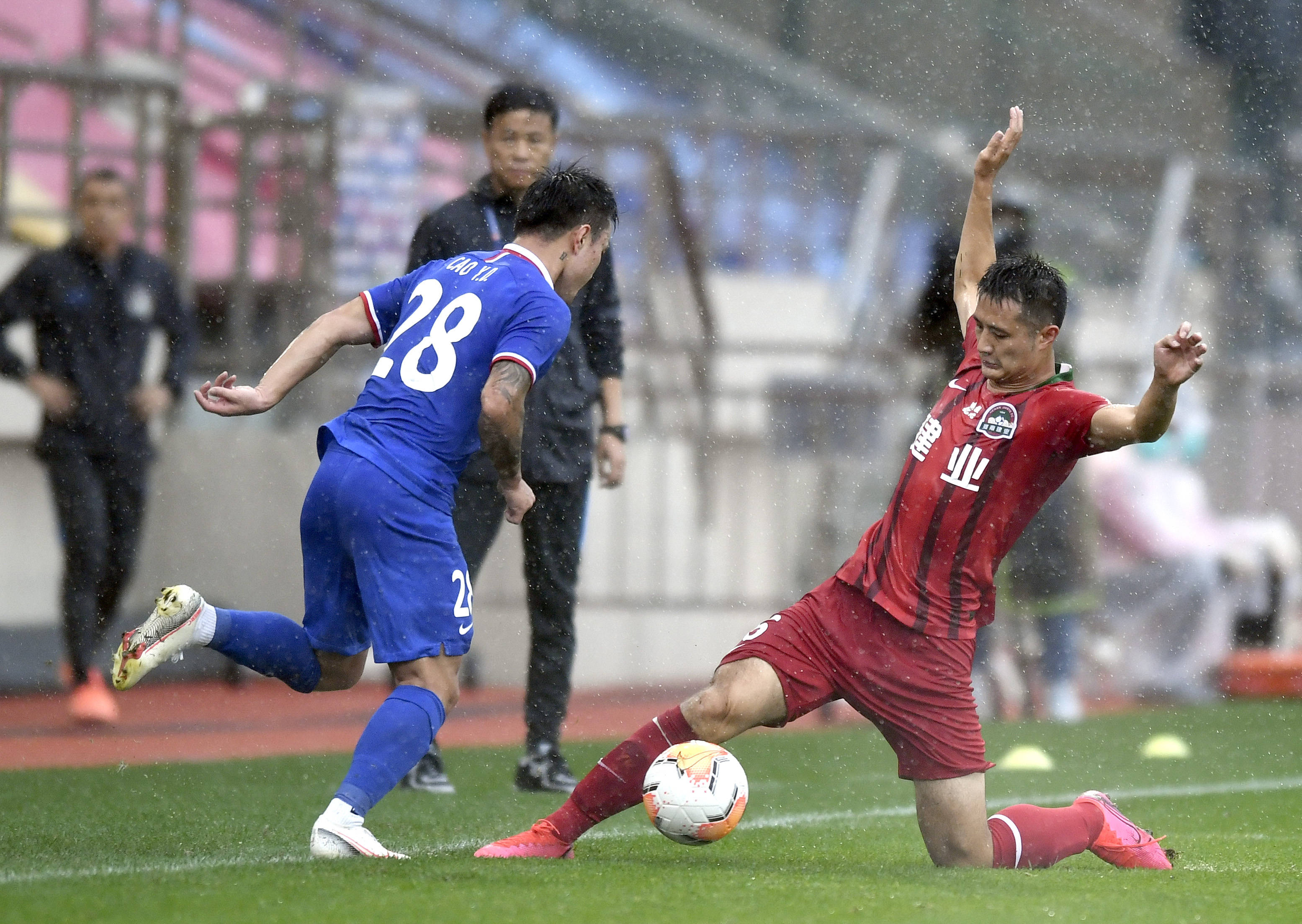 开云体育平台APP-建业主场负于申花，连续不胜的简单介绍