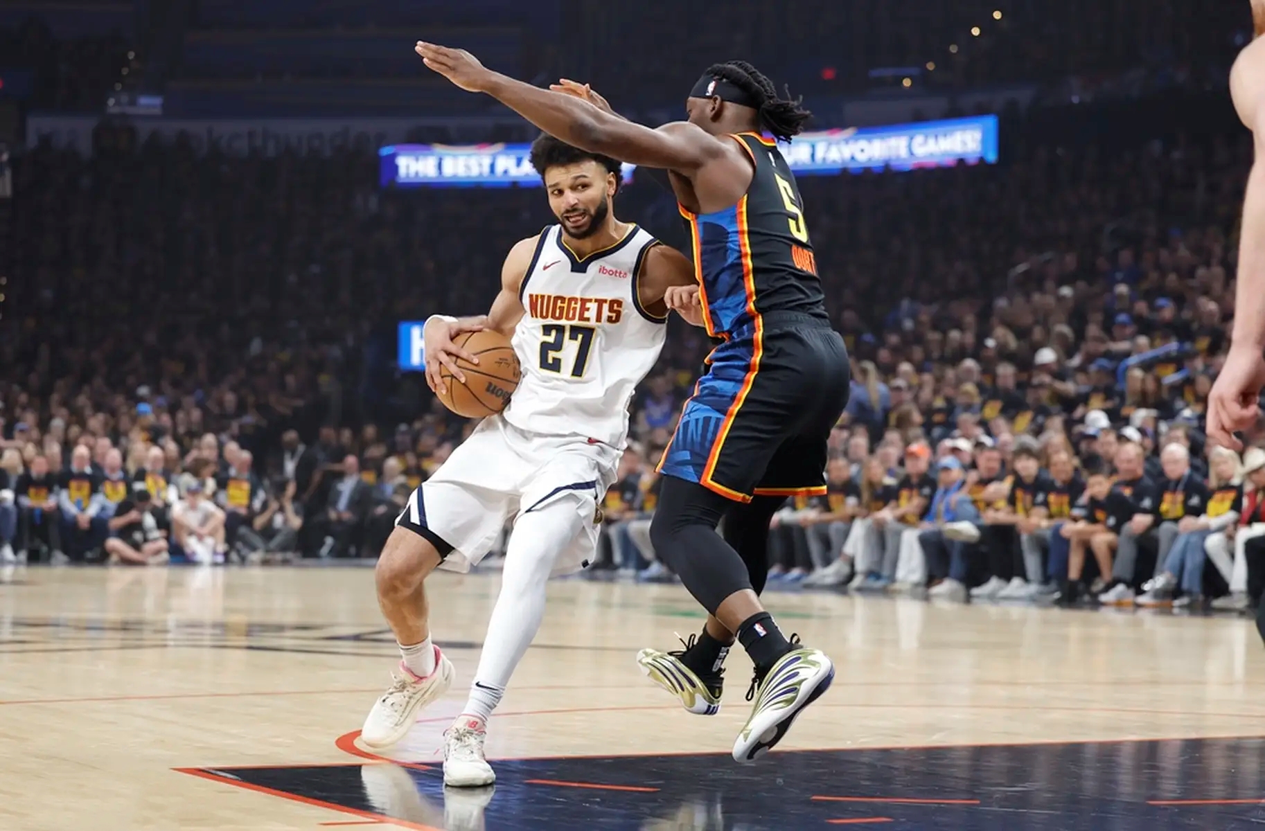 掘金客场惊险夺胜,继续前进 掘金客场惊险夺胜,继续前进