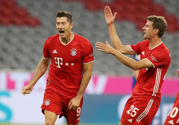 沙尔克连续取胜,稳固中游位置 沙尔克连续取胜,稳固中游位置