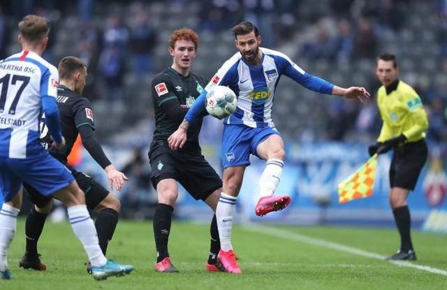 柏林赫塔球员表现抢眼 柏林赫塔球员表现抢眼