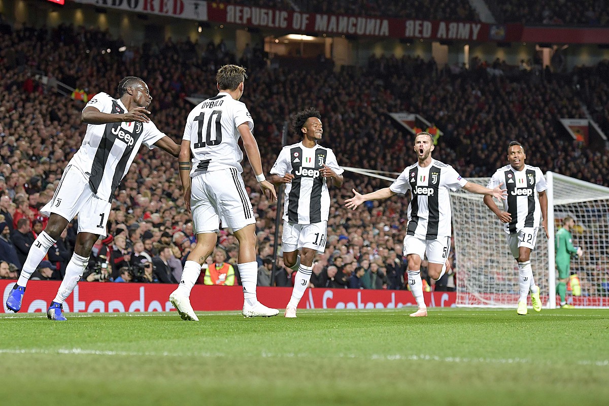 那不勒斯客场大败,遭遇联赛低谷 那不勒斯客场大败,遭遇联赛低谷