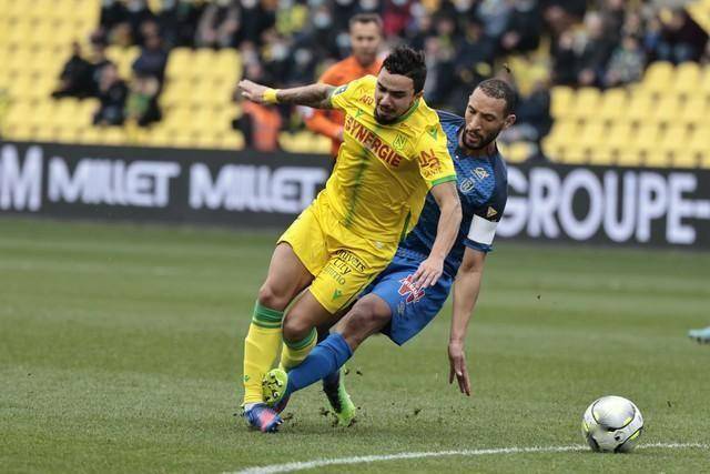 开云官网-包含热那亚成功逆转，士气高涨迎接下一场比赛的词条