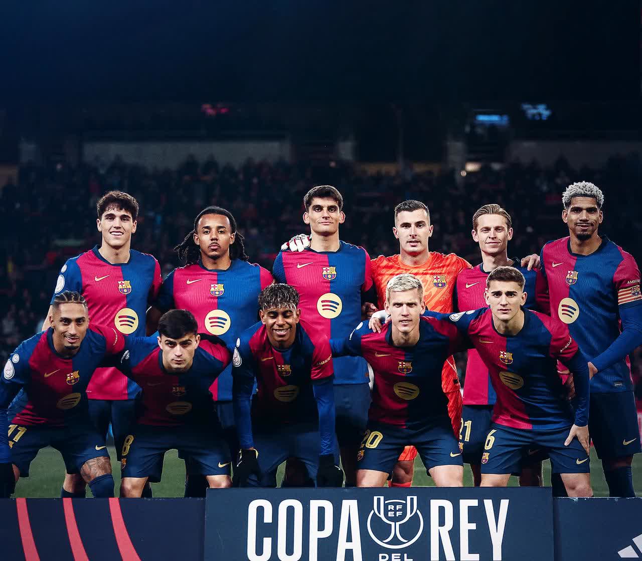 开云体育下载-巴萨阵容整体搏命，逆袭战胜对手