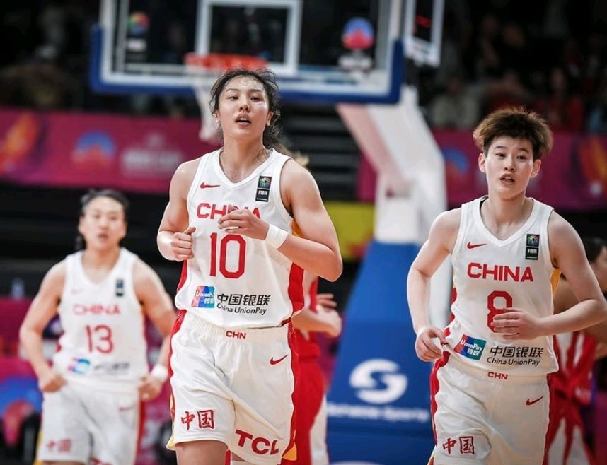 北京女篮主场重夺榜首位置,全队备战雄心壮志 北京女篮主场重夺榜首位置,全队备战雄心壮志