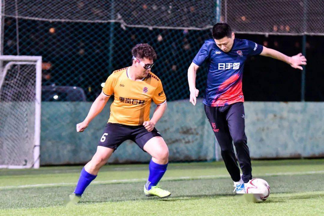 开云体育-赛场风起云涌，各国代表团角逐激烈不输分