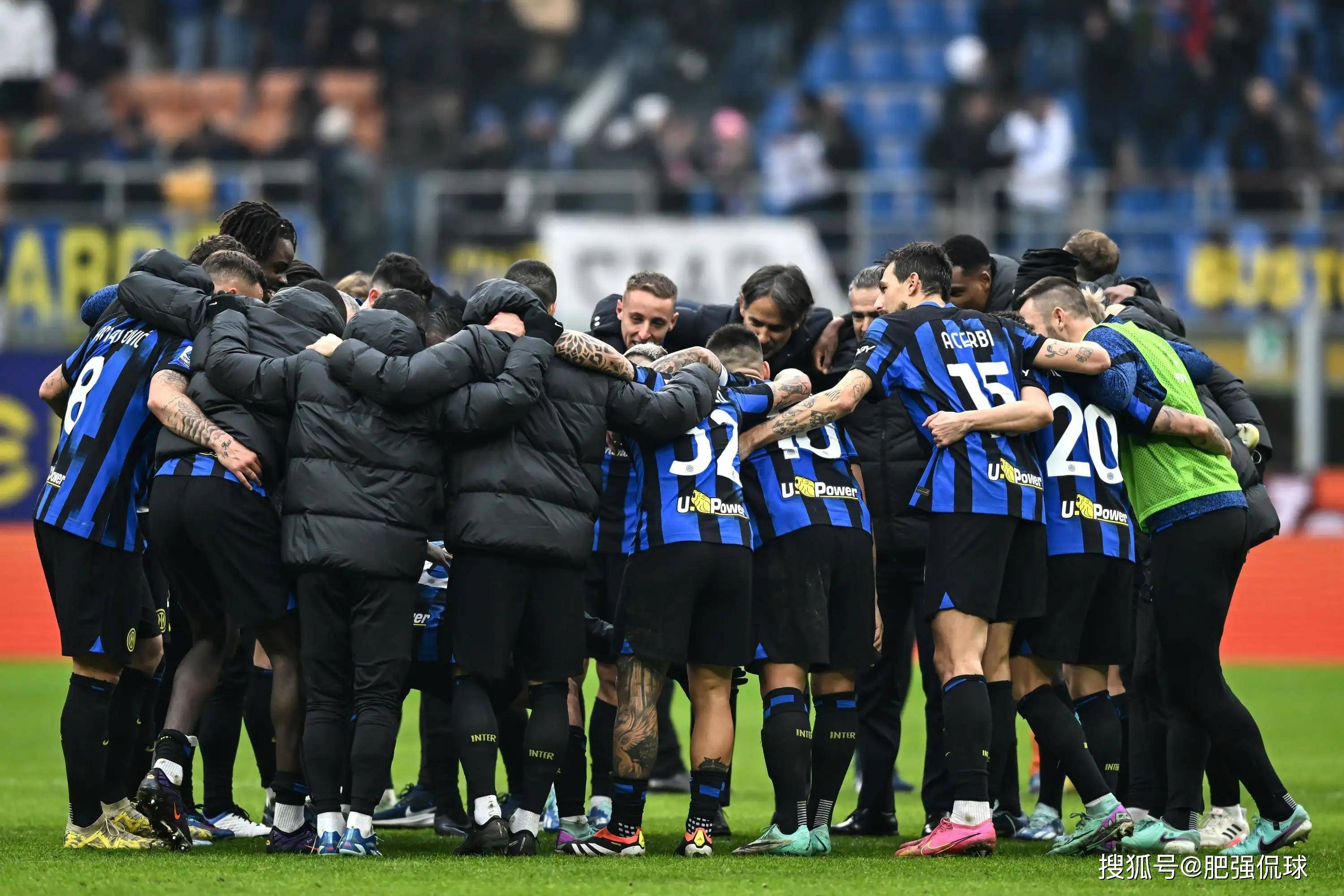 史图加特球员表现抢眼,助球队获得胜利 史图加特球员表现抢眼,助球队获得胜利