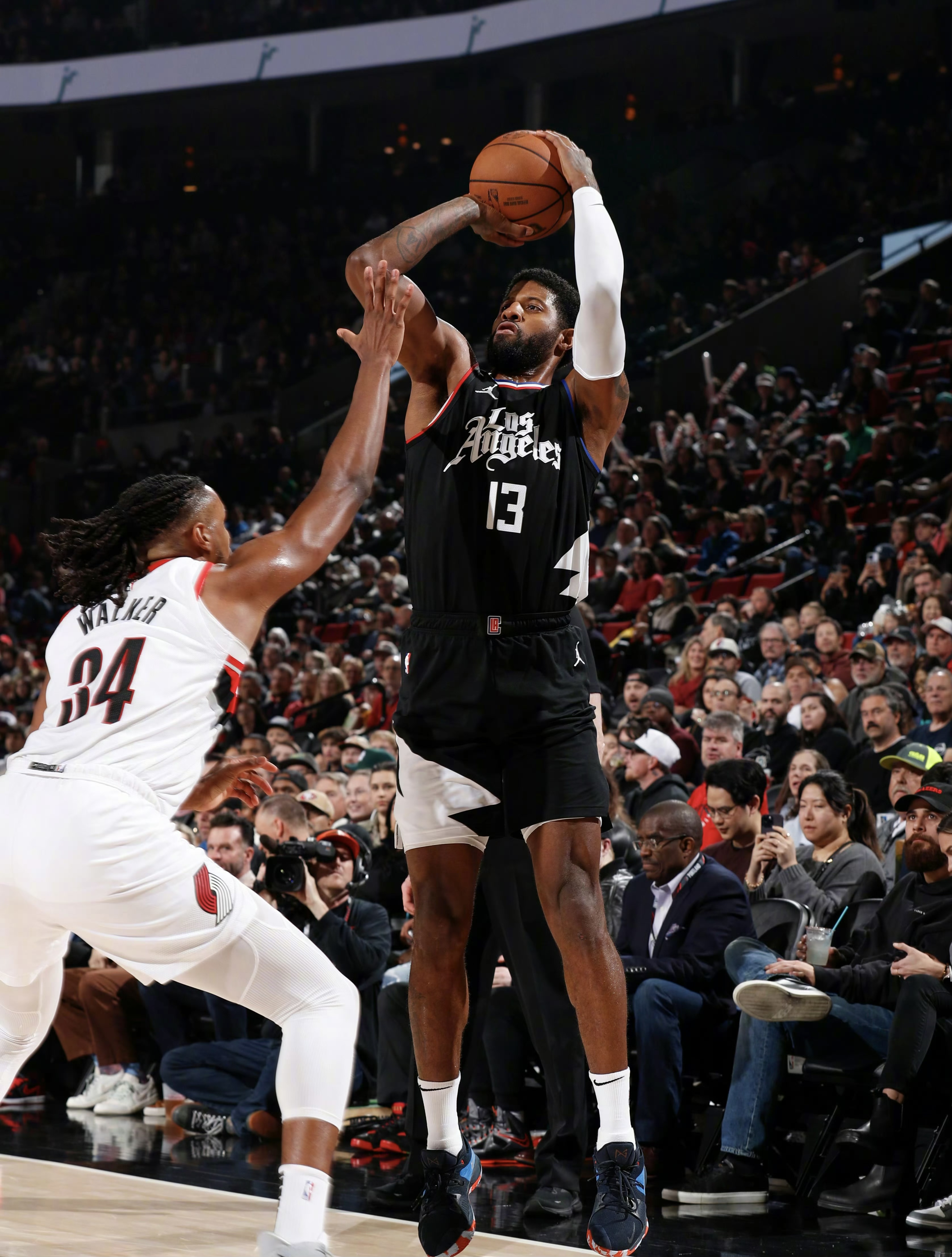 关于乔治变身球队MVP,快船战术灵活有效赢得胜利的信息 关于乔治变身球队MVP,快船战术灵活有效赢得胜利的信息