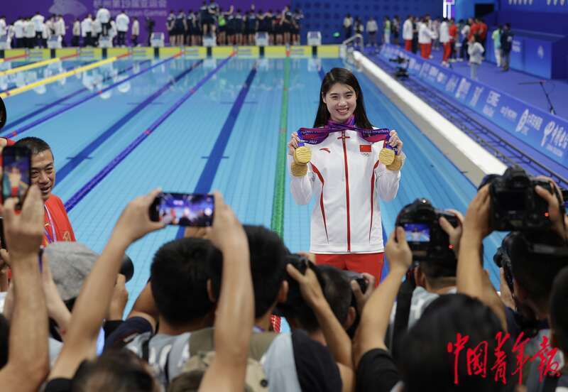 黄金比赛!中国游泳选手夺得四金 黄金比赛!中国游泳选手夺得四金