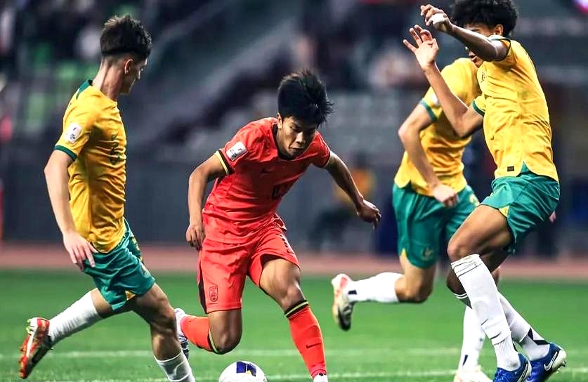 沙特队表现抢眼,成功勇夺决赛资格 沙特队表现抢眼,成功勇夺决赛资格