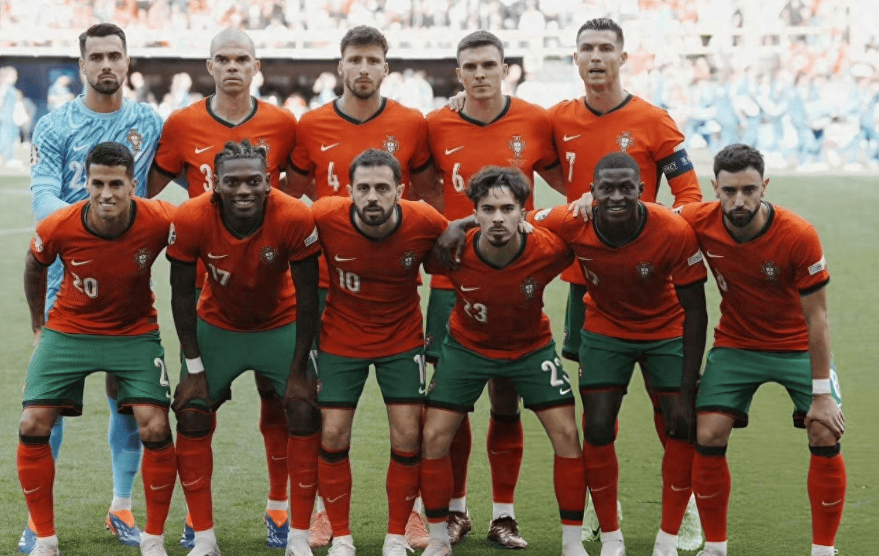 欧预赛比赛中,斯洛文尼亚队碾压对手 欧预赛比赛中,斯洛文尼亚队碾压对手