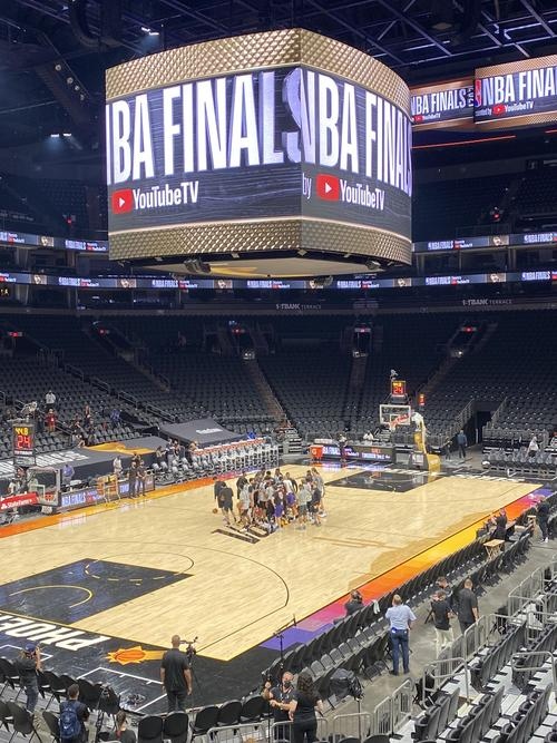 开云体育在线-包含太阳主场大胜，埃里克-巴斯维尔首发抢眼，砍下25分的词条