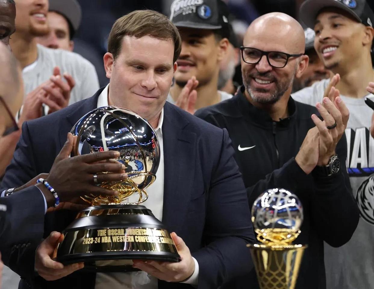 开云体育入口-那不勒斯伤兵满营，球队关键球员或将休战的简单介绍