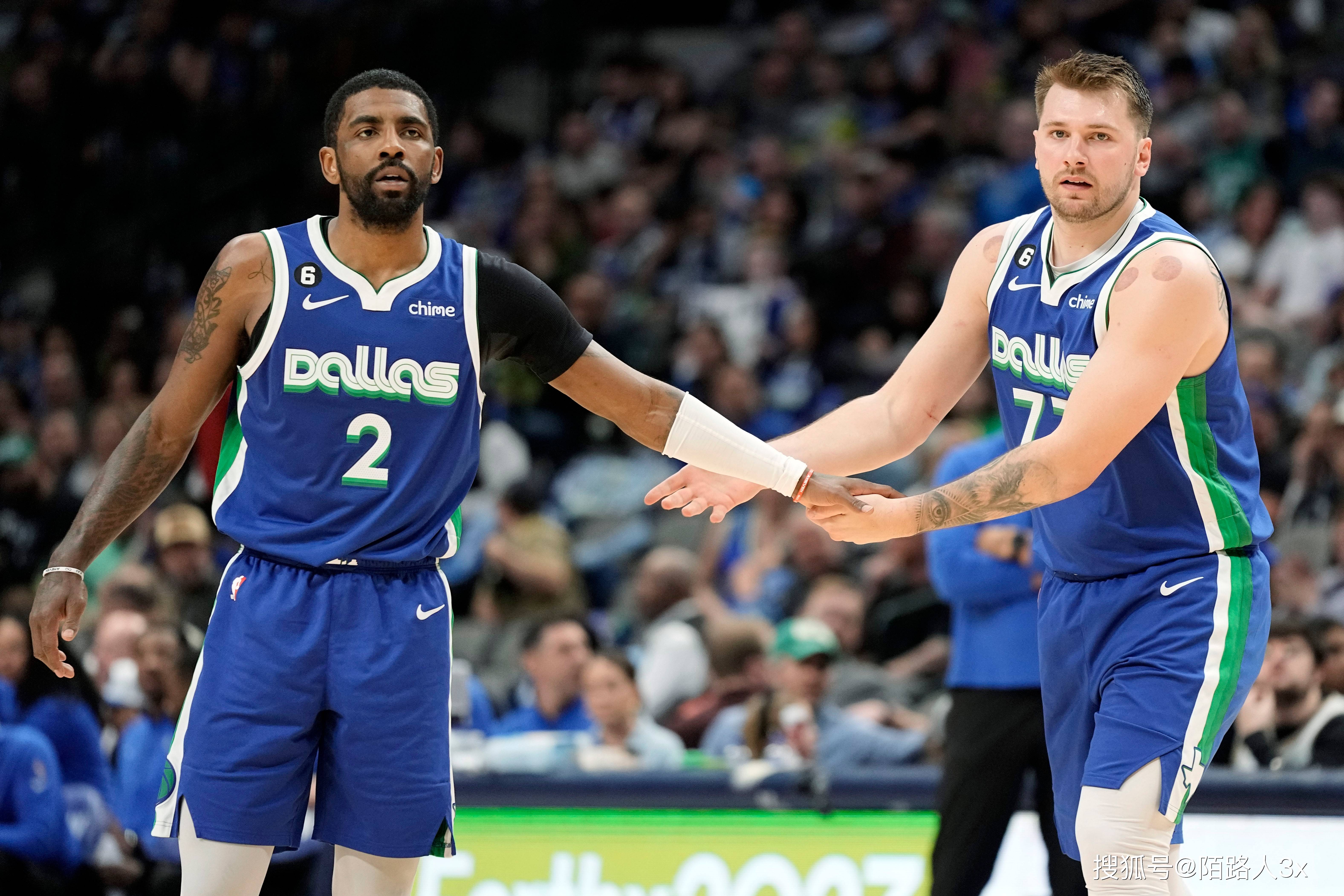 快船惊险取胜独行侠,决心夺得总冠军! 快船惊险取胜独行侠,决心夺得总冠军!