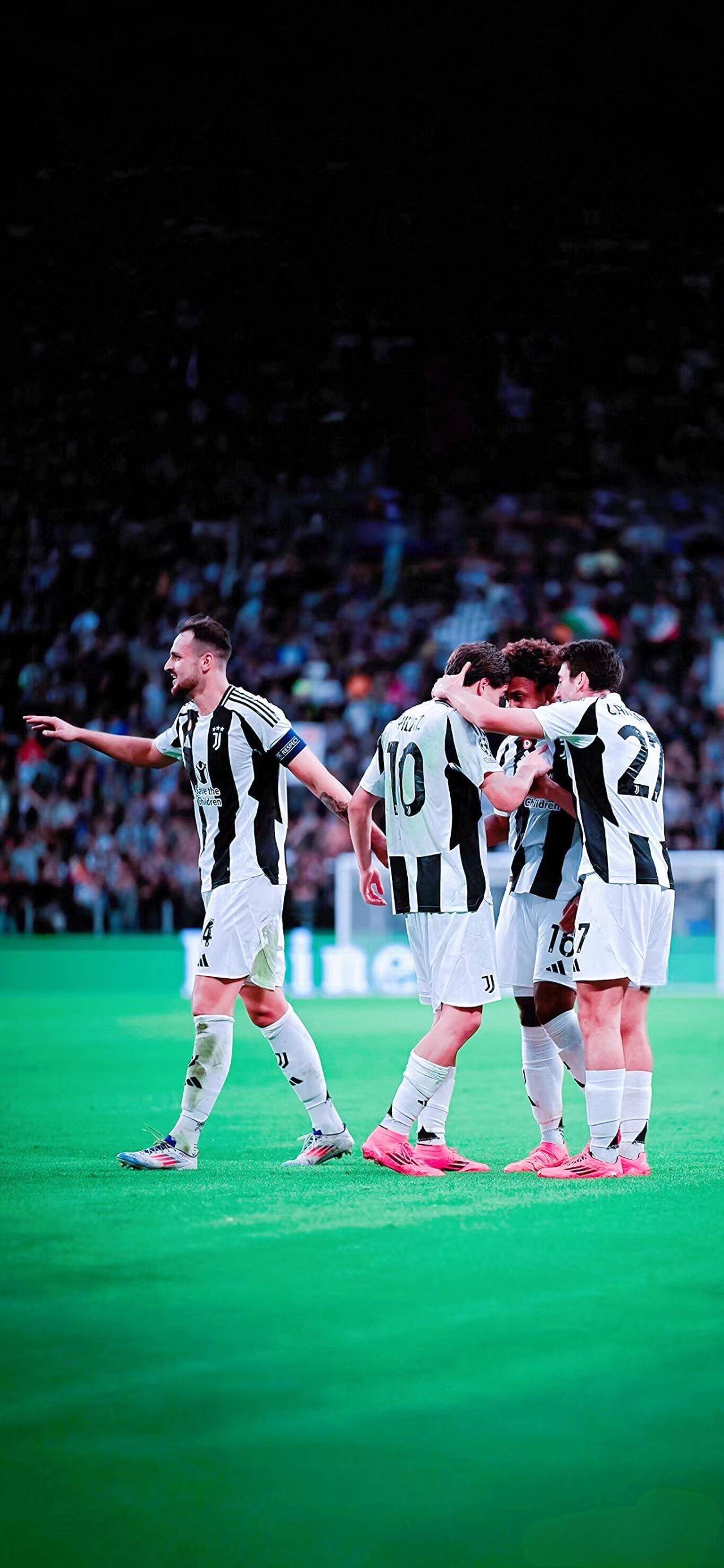 尤文图斯主场失利,晋级淘汰赛前景不明 尤文图斯主场失利,晋级淘汰赛前景不明