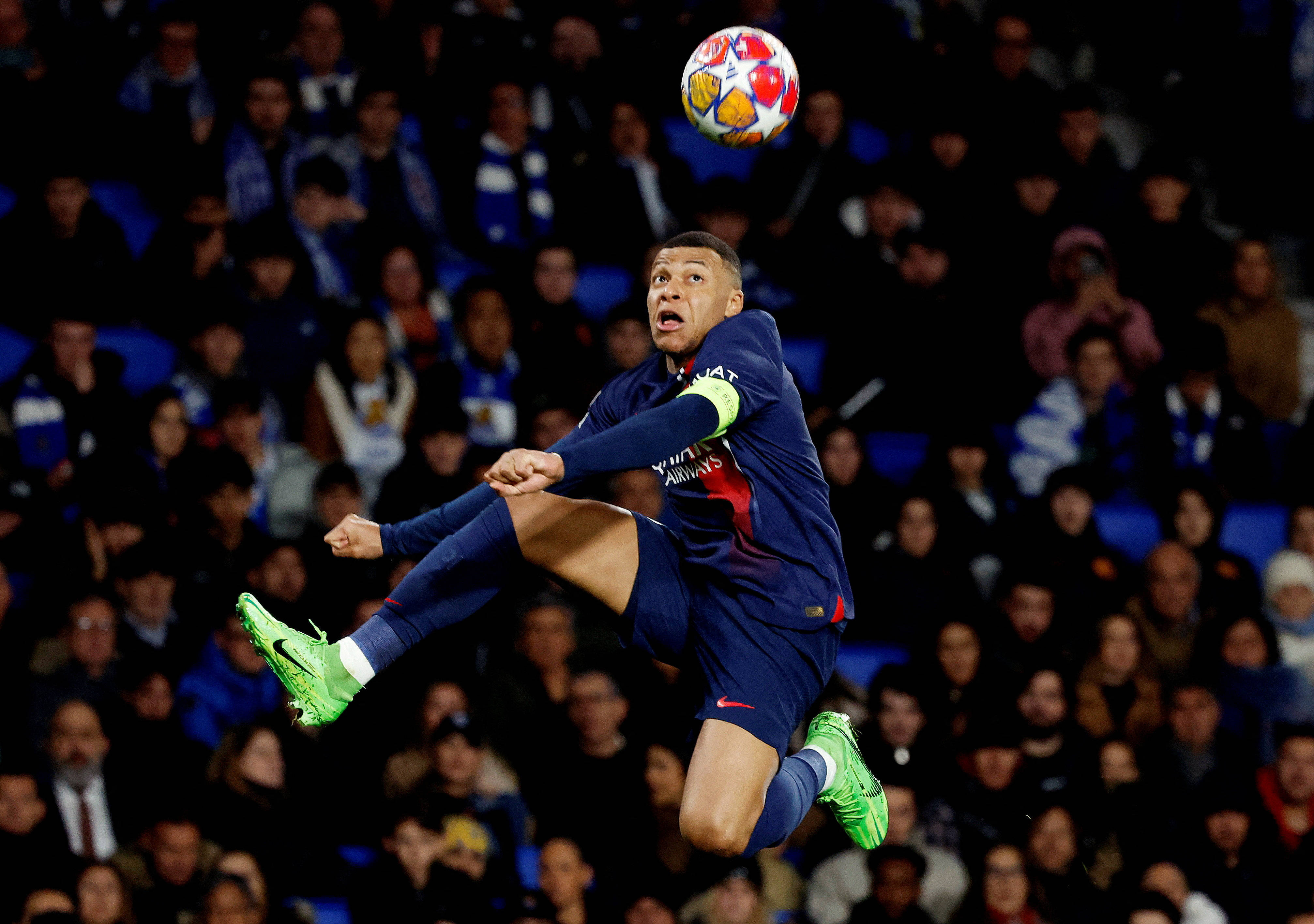 开云下载-巴黎圣日耳曼继续不败，稳稳霸占榜首位置