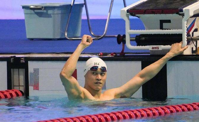 关于美国游泳选手夺冠!挑战自己最好成绩的信息 关于美国游泳选手夺冠!挑战自己最好成绩的信息