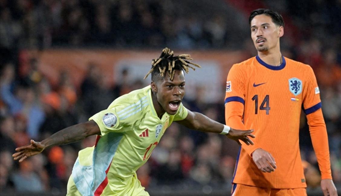 荷兰队完胜瑞士,成功晋级欧国联半决赛 荷兰队完胜瑞士,成功晋级欧国联半决赛