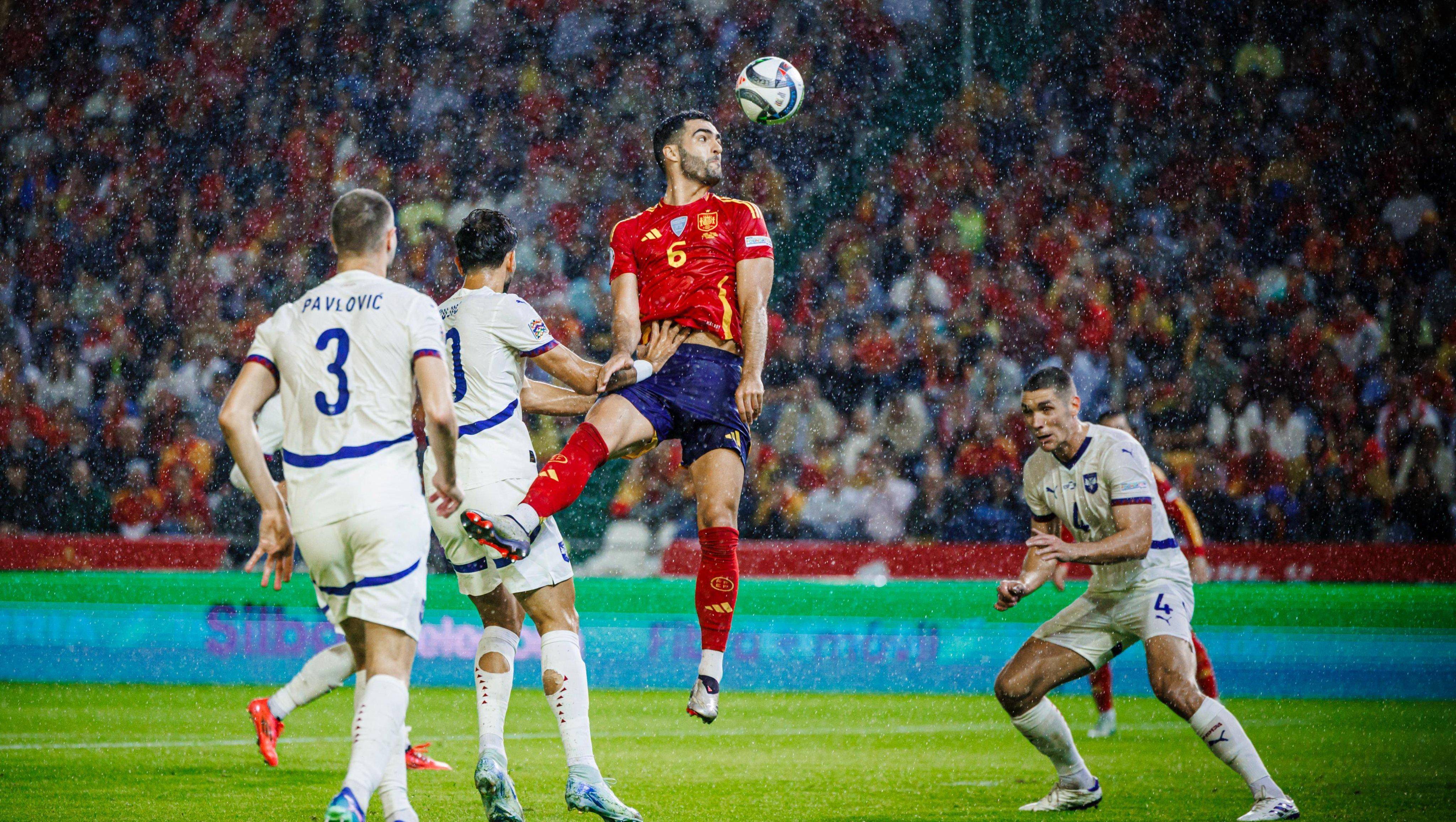 欧国联赛战绩大起大落,球员备战全力 欧国联赛战绩大起大落,球员备战全力