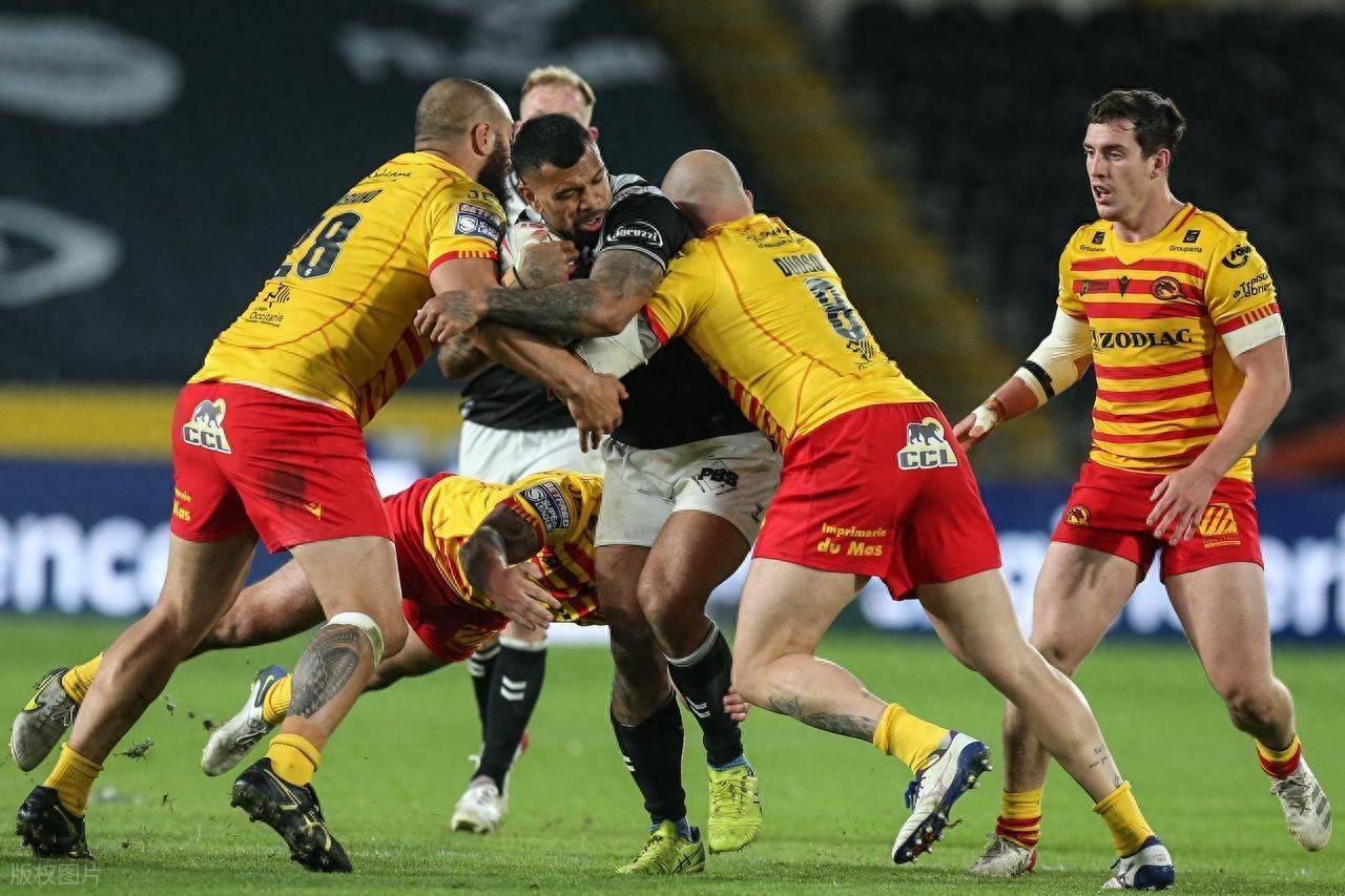 包含球队人员轮换紧密,战术打法更加丰富的词条 包含球队人员轮换紧密,战术打法更加丰富的词条