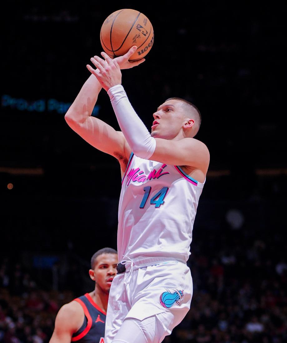 热火主场胜猛龙,联盟第热门冲击屡试不爽 热火主场胜猛龙,联盟第热门冲击屡试不爽