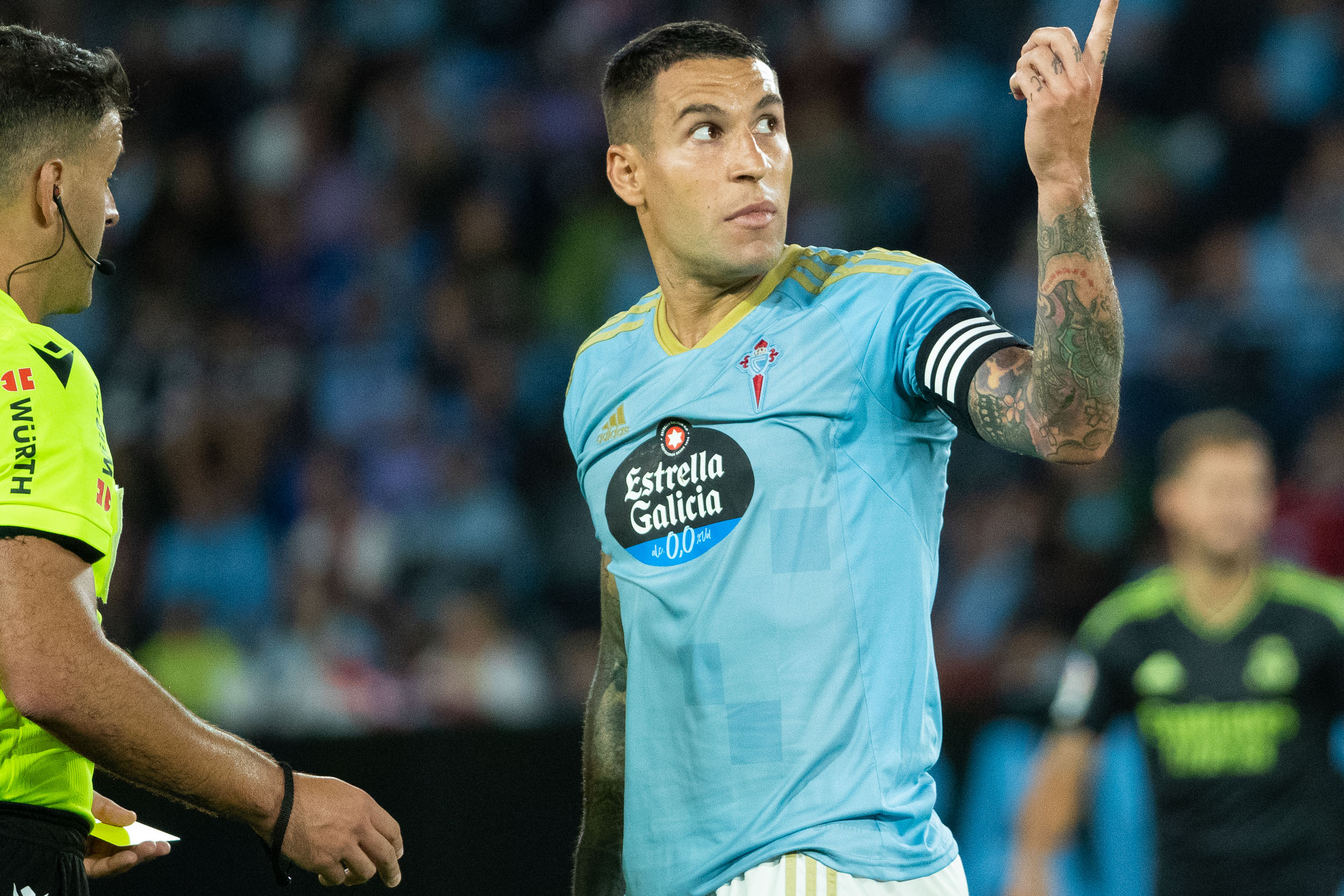 包含阿尔梅里亚客场险胜,脱离降级区压力的词条 包含阿尔梅里亚客场险胜,脱离降级区压力的词条