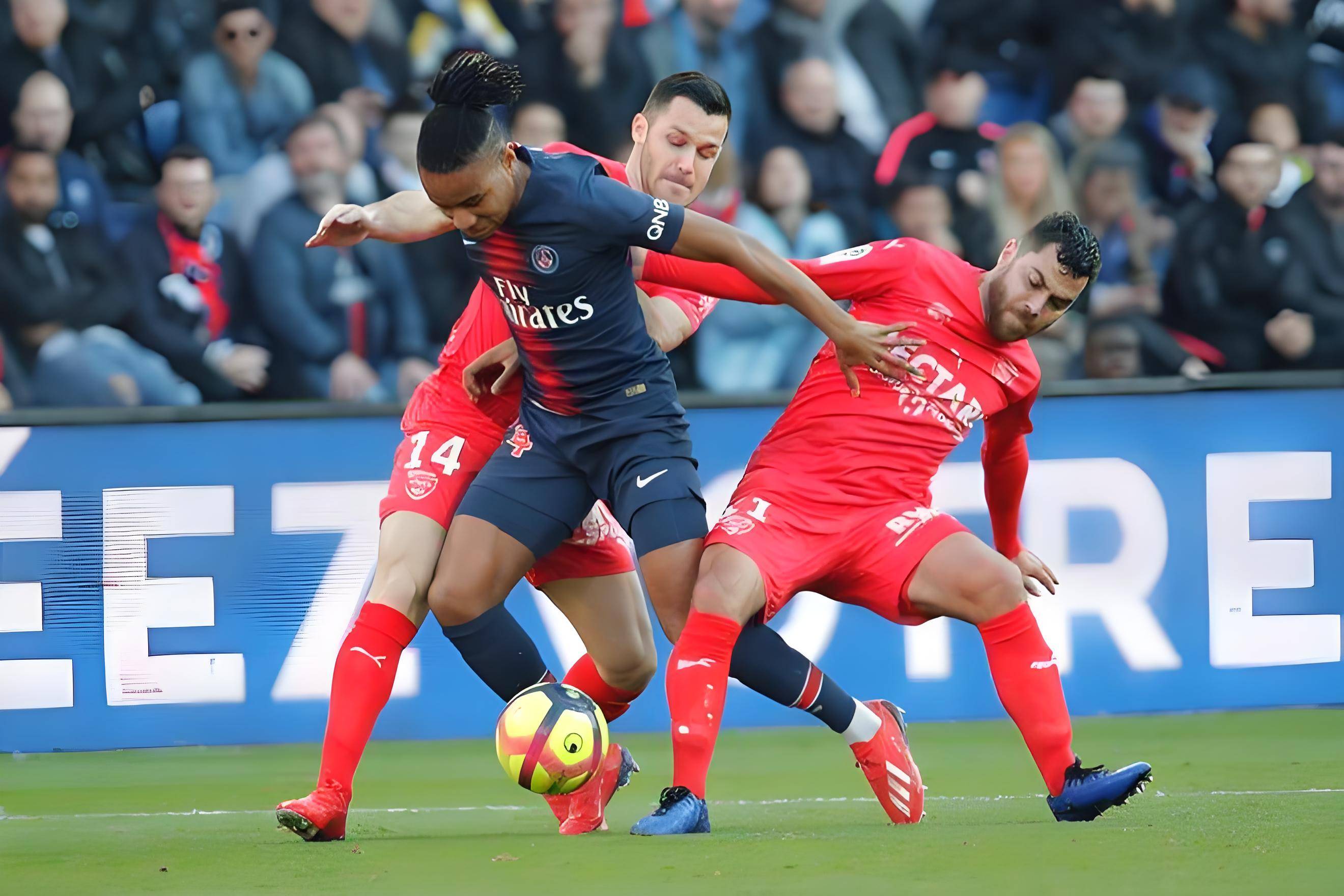 开云APP-梅斯队在比赛中积极进攻，取得惊人战绩的简单介绍