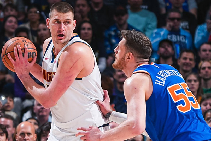 KT鏖战G2,Jankos团战一打五激烈交锋淘汰赛,点燃全场激情 KT鏖战G2,Jankos团战一打五激烈交锋淘汰赛,点燃全场激情