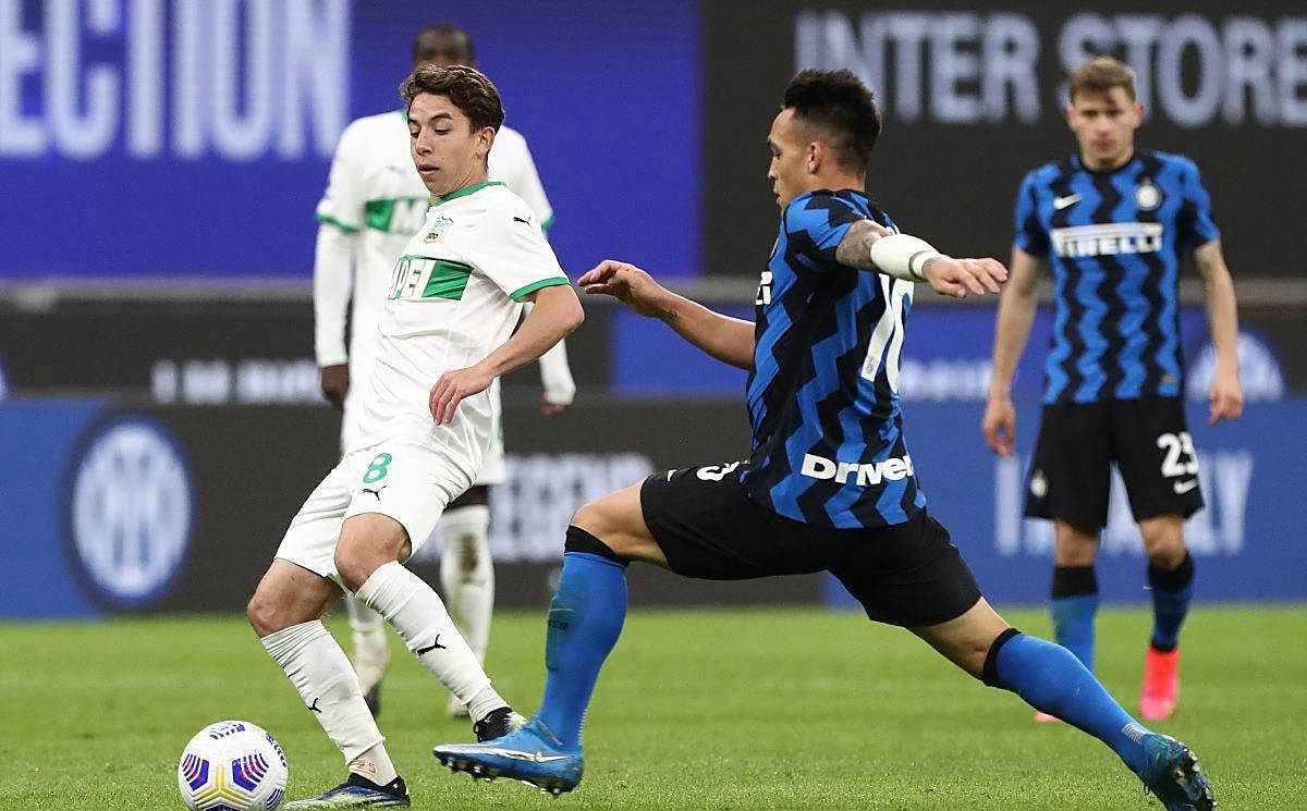 开云体育入口-包含萨索洛击败那不勒斯，球队士气高昂的词条