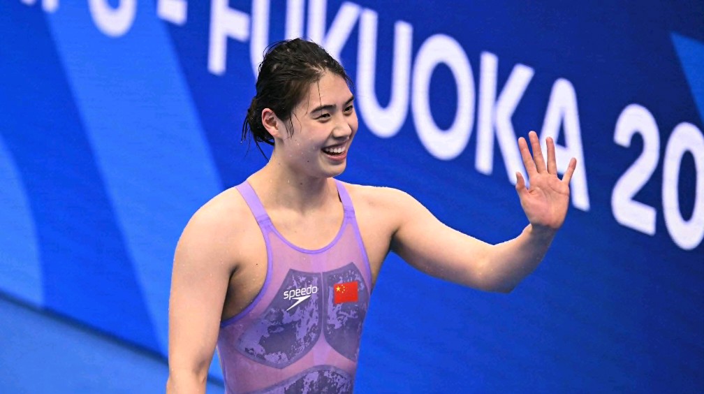 上海队主场告捷,出色发挥赢得掌声 上海队主场告捷,出色发挥赢得掌声