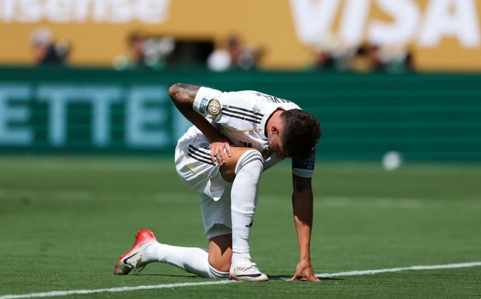 皇马遭遇罕见连败,球队危机重重 皇马遭遇罕见连败,球队危机重重