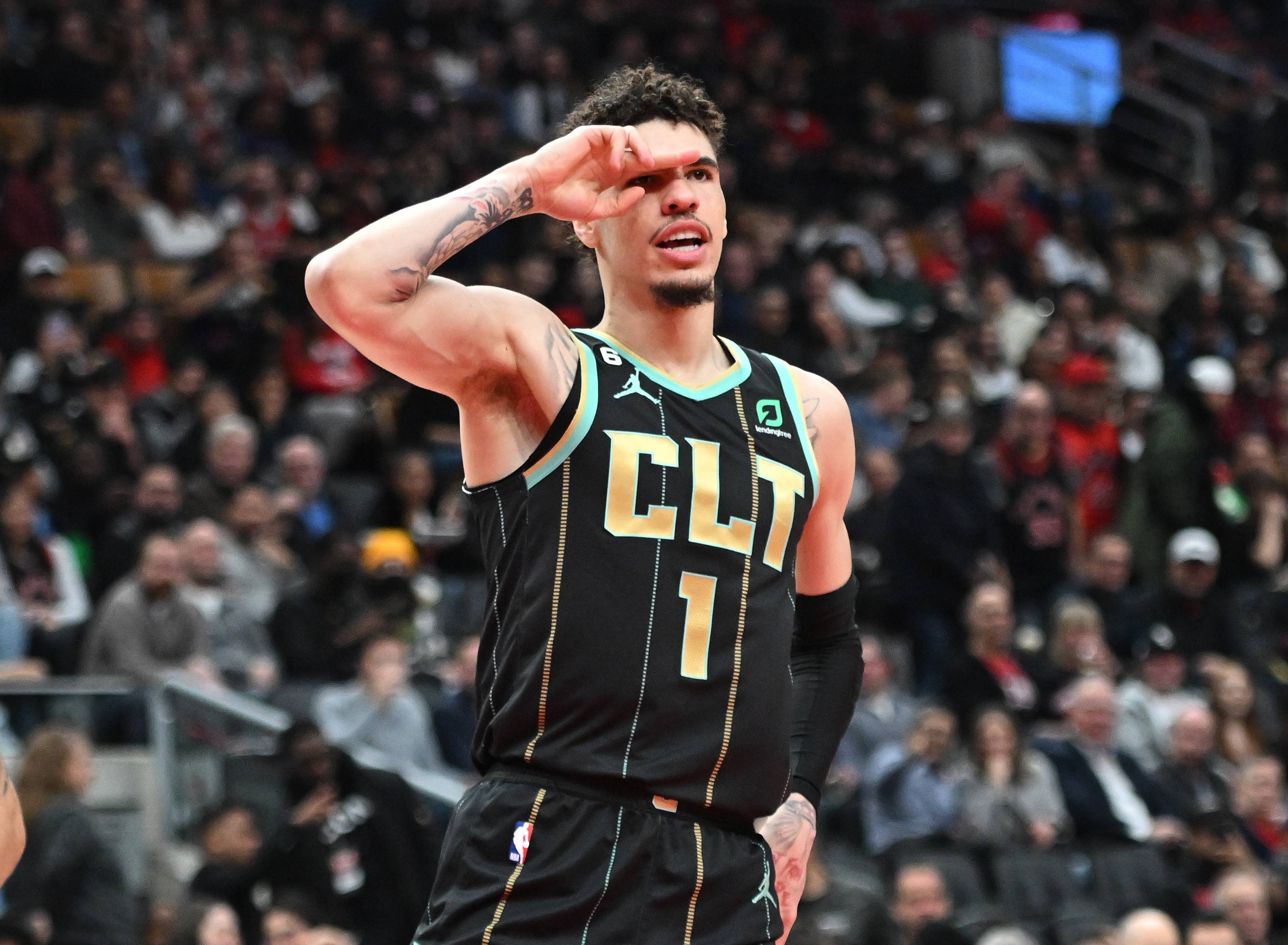 骑士队在比赛中低迷失利于黄蜂队 骑士队在比赛中低迷失利于黄蜂队