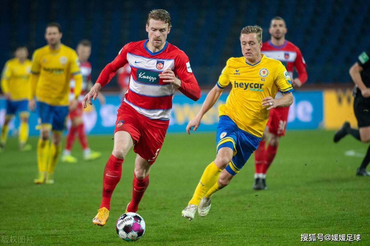 开云体育入口-柏林赫塔队淘汰对手，晋级下一轮